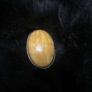Vintage Gold-Tone Amber Oval Brooch